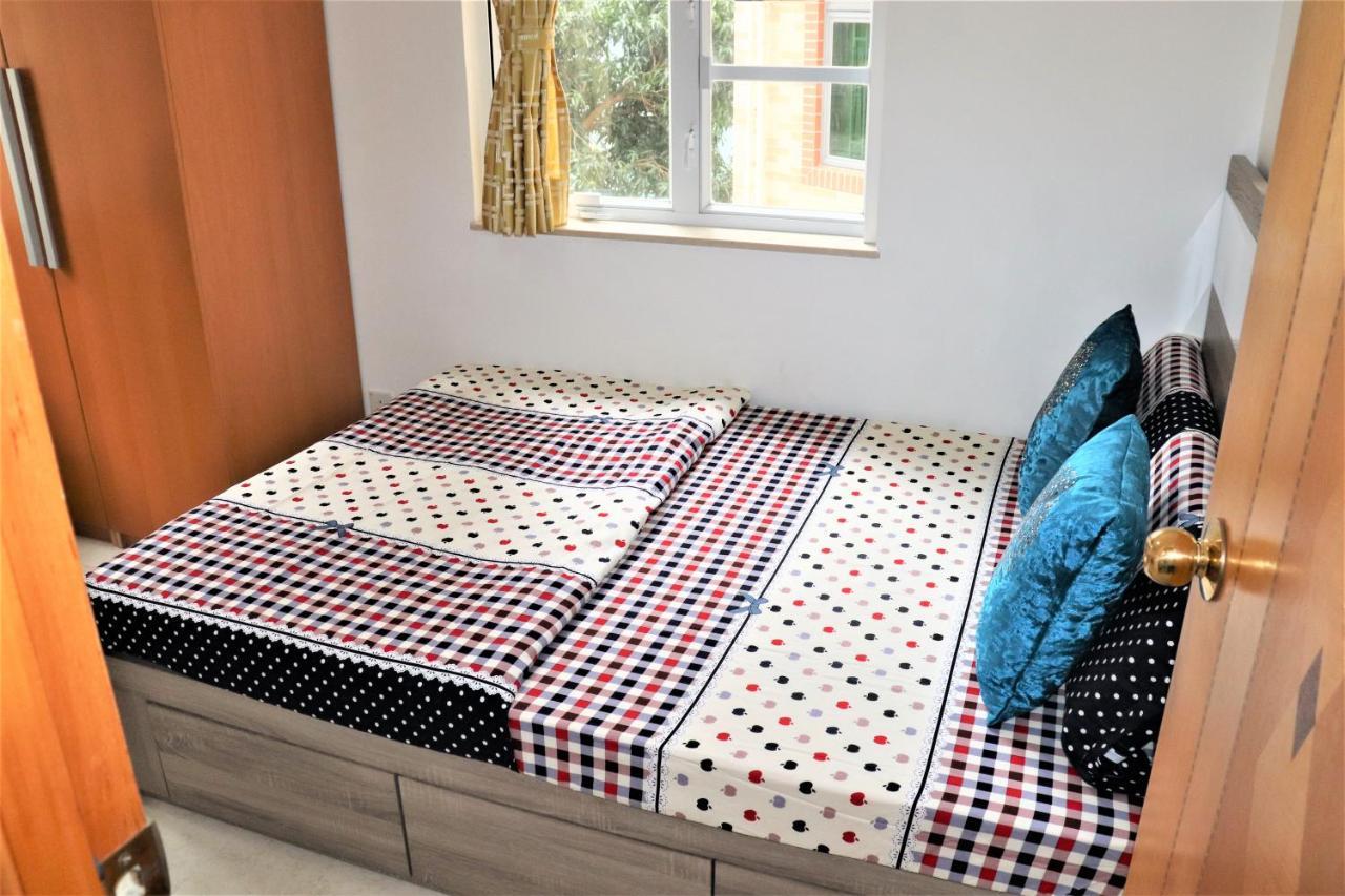 Mtr Tung Chung Near Airport Apartment, City Getaway, Pa Mei Village Tung Chung 香港 外观 照片